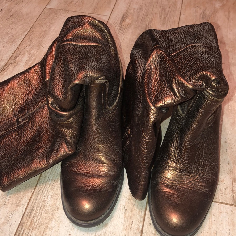 LIZ CLAIBORNE BRONZE, thigh high boots